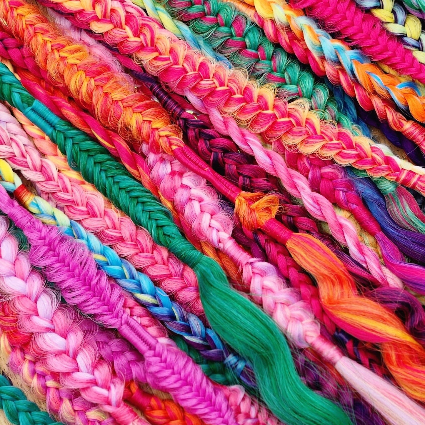 Braids accent set of 4 mixed puffy, fishtail, box, mixed braids