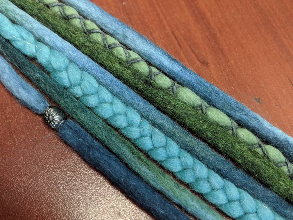 Custom  Synthetic Single Ended Wool Dreadlock Extensions. Mulitcolor. Hemp Wrap. Blue. Green Purple Festival Hair. Hair Wrap. dread